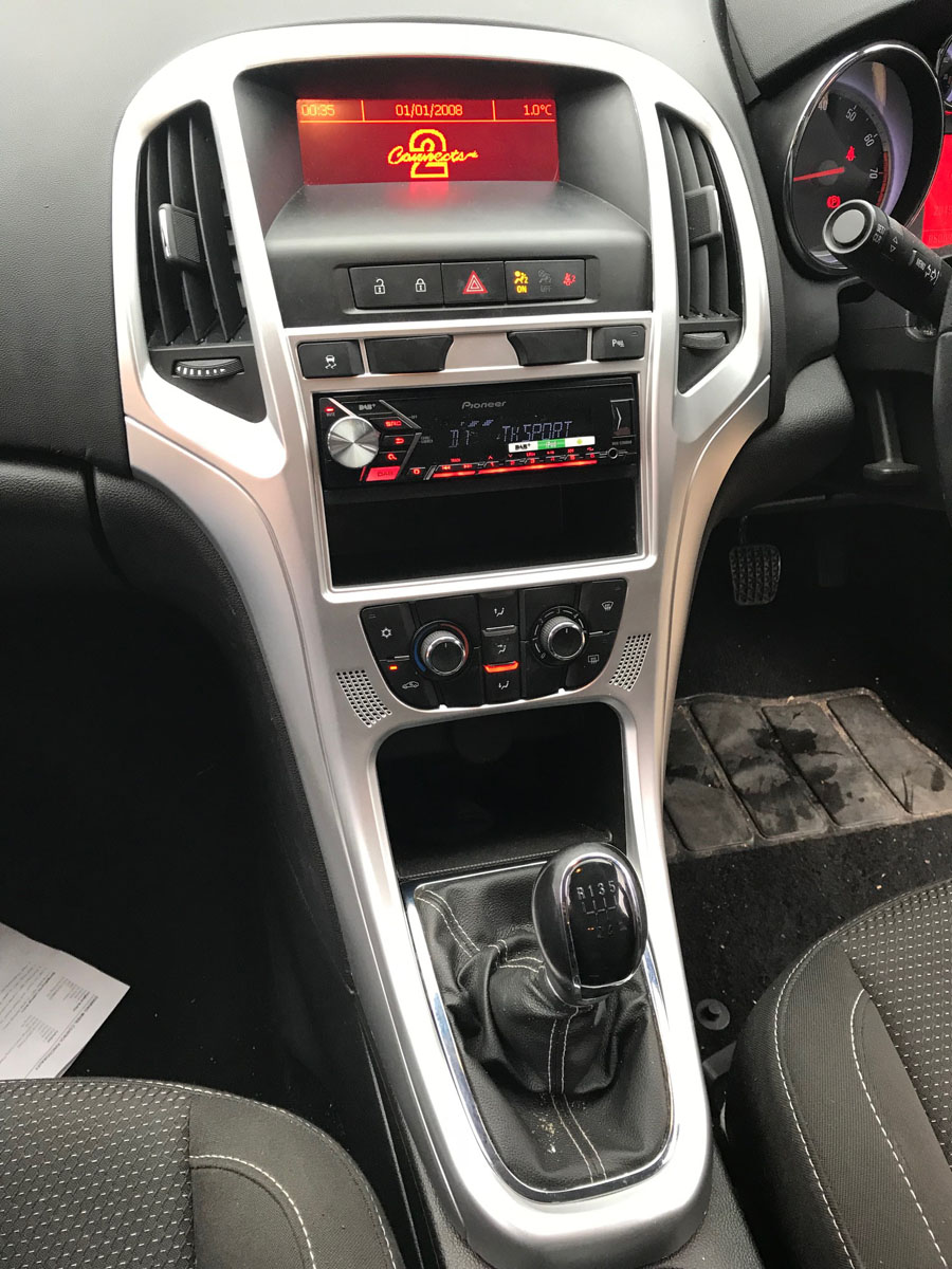 Vauxhall astra stereo upgrade