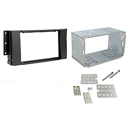 Connects2 CT23LR02 - Land Rover Freelander, Discovery, Range Rover Double Din Fascia  Connects2 CT23LR02 - Land Rover Freelander, Discovery, Range Rover Double Din Fascia