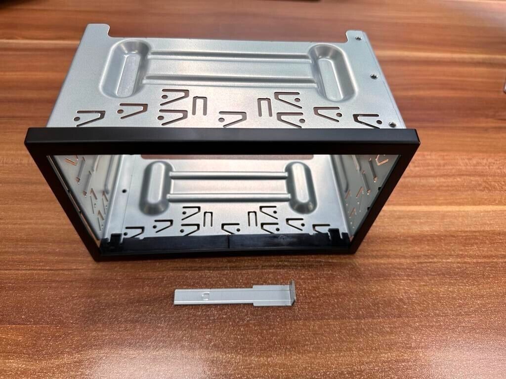 PIONEER AVH-Z5200DAB CAGE