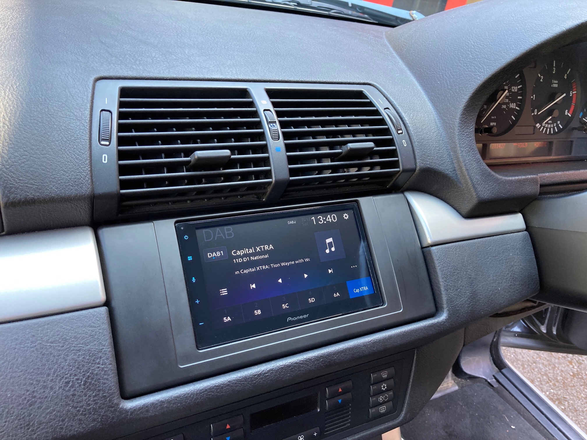 Pioneer SPH-DA160DAB + AN-DAB1 + CTKBM05 + CT20BM06 Apple CarPlay Stereos SPH-DA160DAB + AN-DAB1 + CTKBM05 + CT20BM06